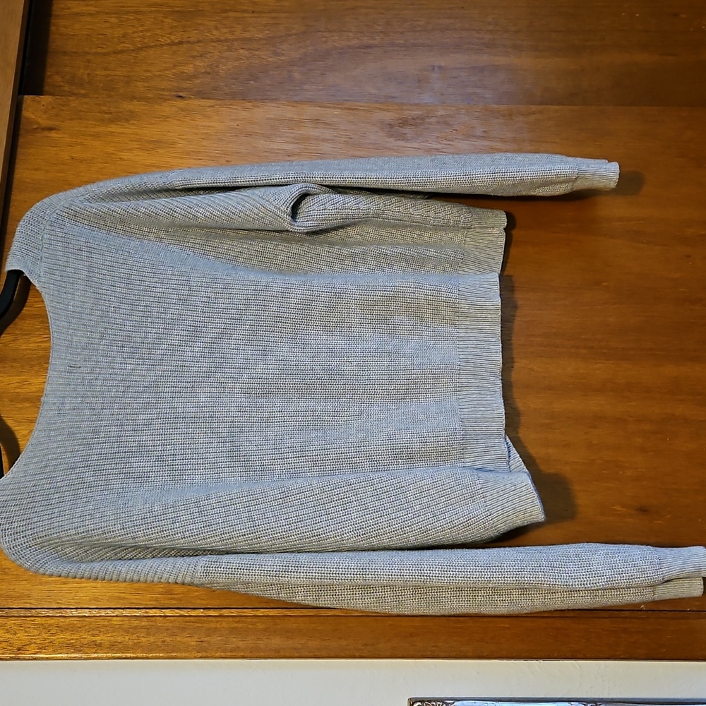 Lulus Cropped Sweater Sz Large - Picture 5 of 8